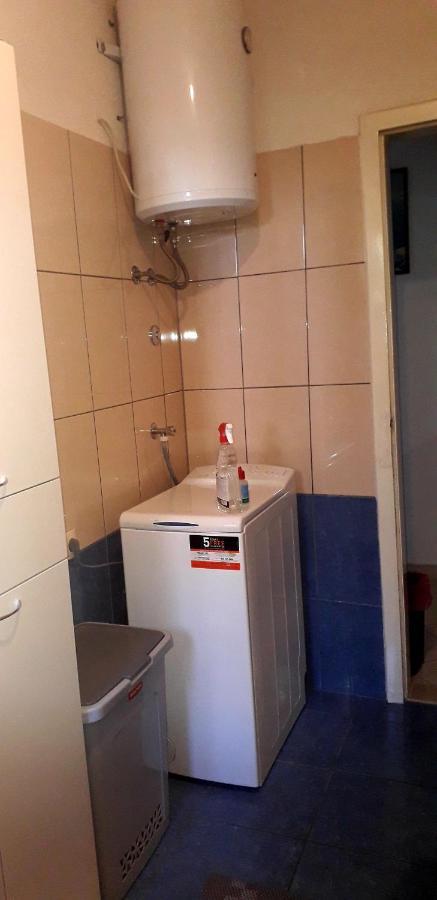 Mateo Apartment Dugi Rat Ngoại thất bức ảnh