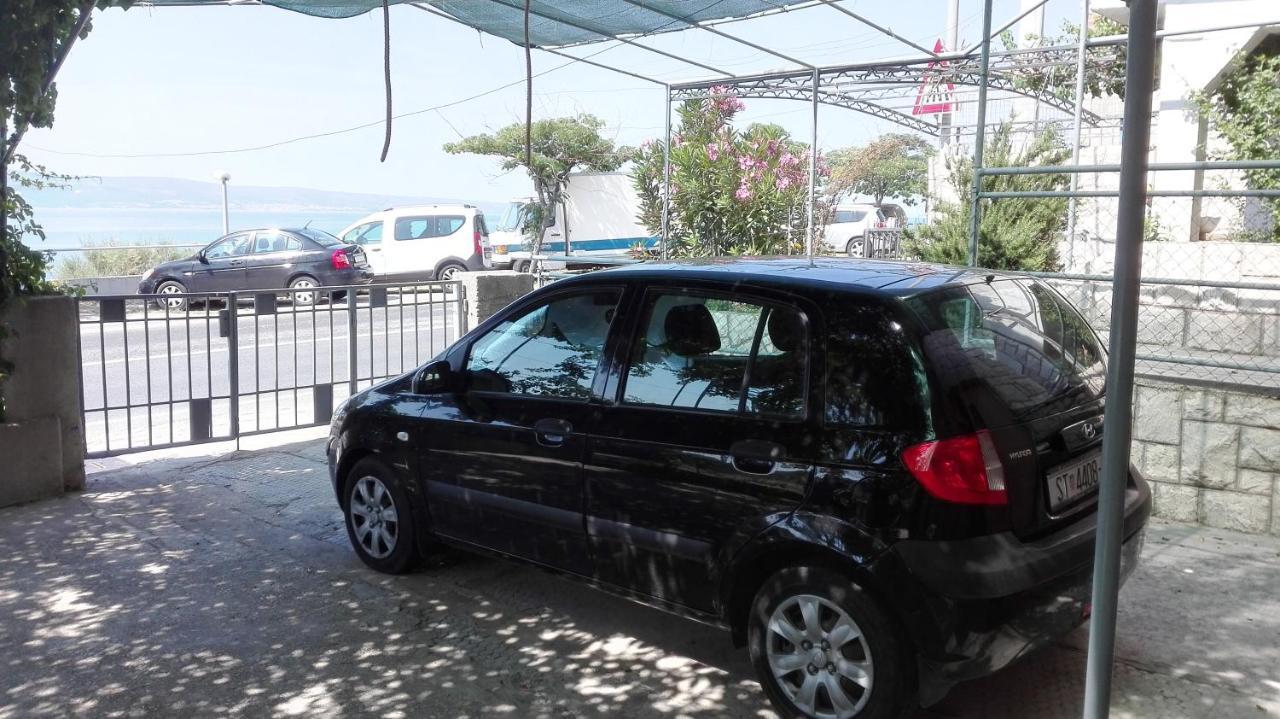 Mateo Apartment Dugi Rat Ngoại thất bức ảnh